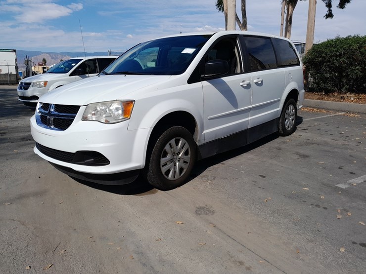dodge-caravan-image-2