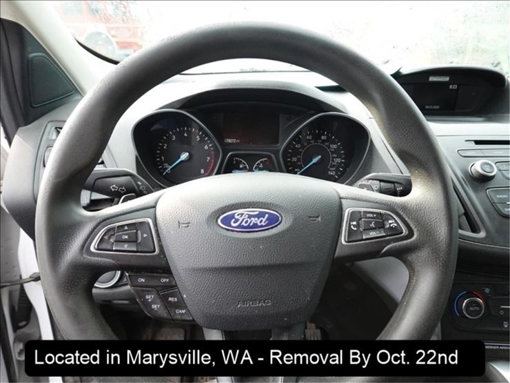 2017-ford-escape-se-image-7