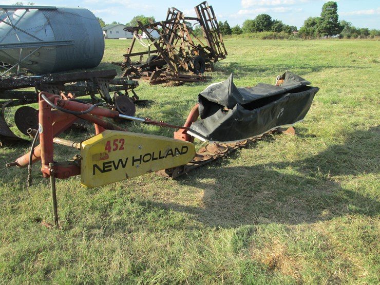 new-holland-452-image-3
