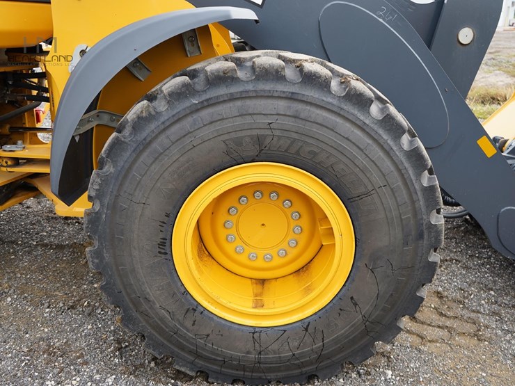 2024-deere-544-image-28