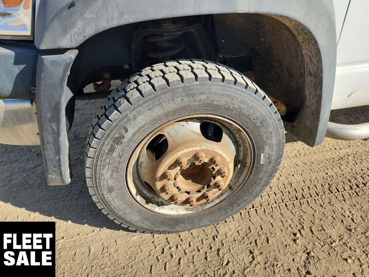 2009-dodge-ram-5500-image-40