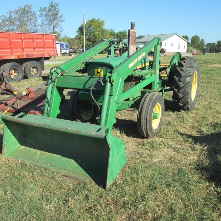 JOHN DEERE 1530
