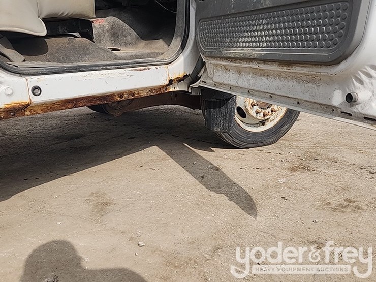 2007-ford-f450-image-22