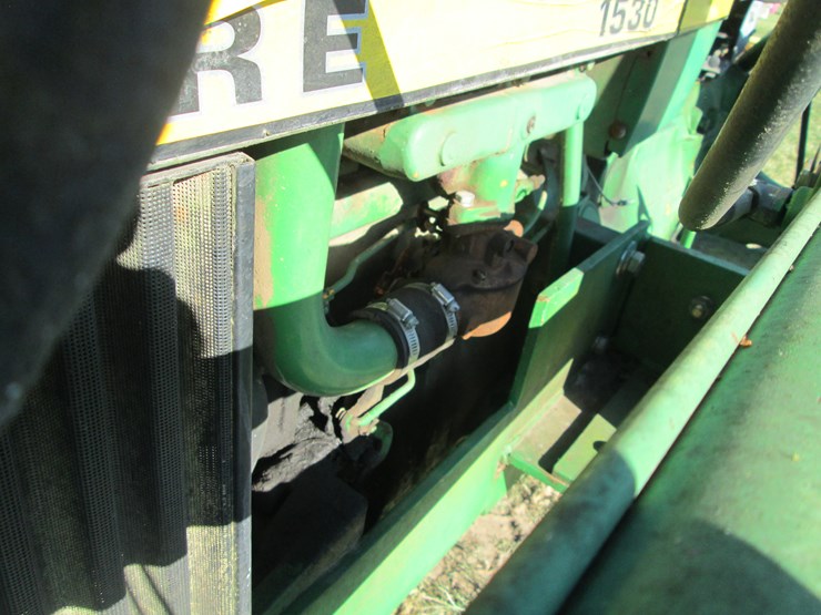 john-deere-1530-image-24