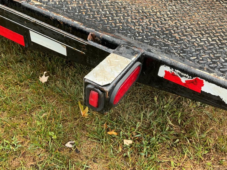 #151-•-2018-cornpro-tilt-deck-trailer-image-15