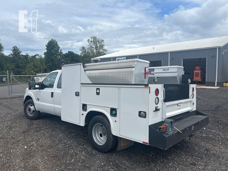 2015-ford-f350-sd-image-4