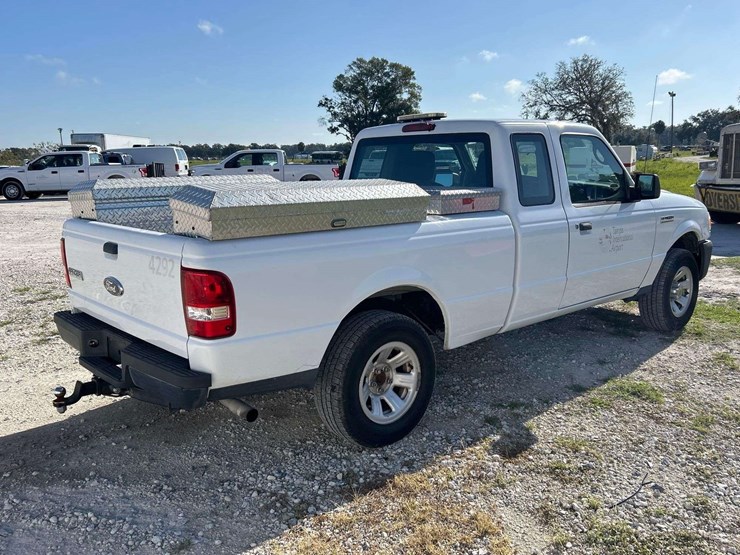 2011-ford-ranger-image-3