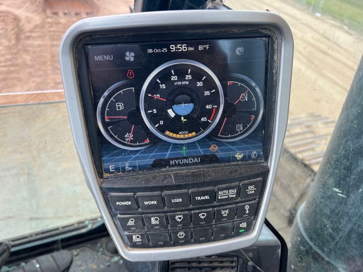 hyundai-hx300-lr-image-47