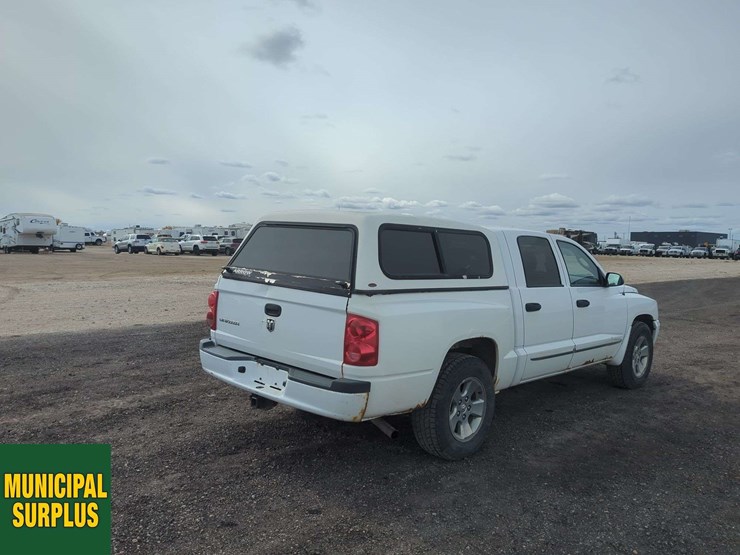 2007-dodge-dakota-image-3