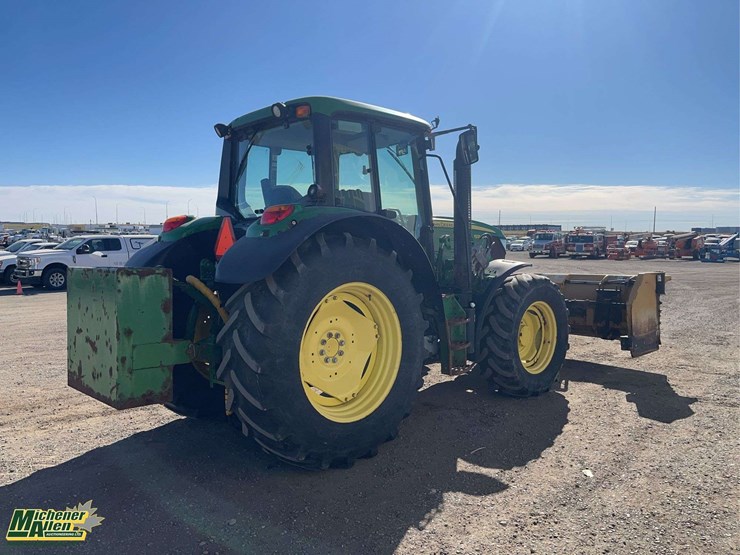 2015-john-deere-6125m-image-4