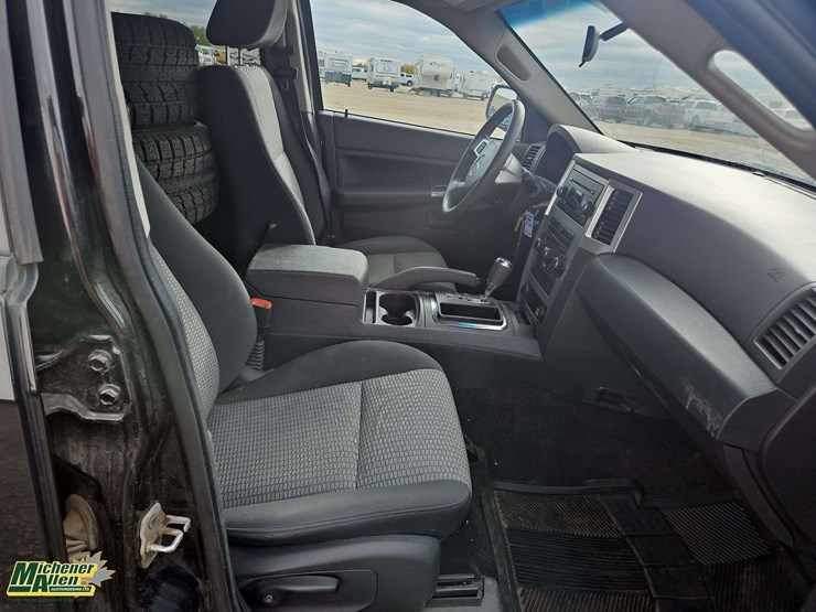 2008-jeep-grand-cherokee-image-17