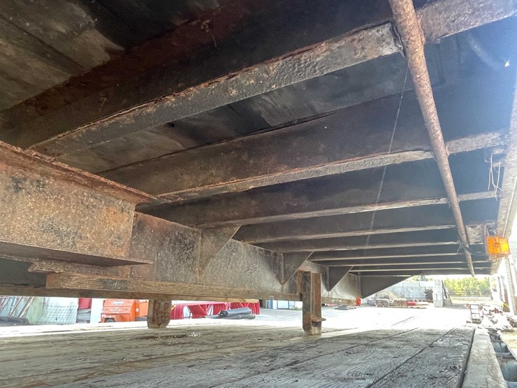 #1893-•-knapheide-semi-truck-flatbed-image-11
