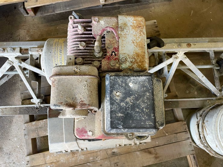 #1962-•-(5)-power-screed-sections-image-9
