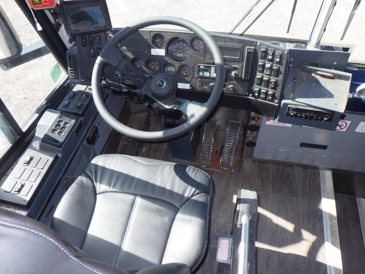 2009-mci-d4505-image-7