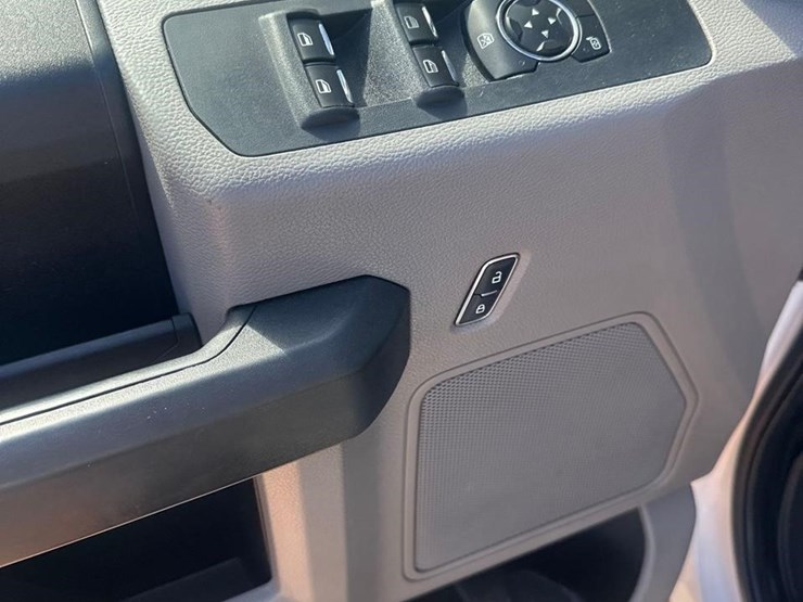 2018-ford-f350-sd-xl-image-21