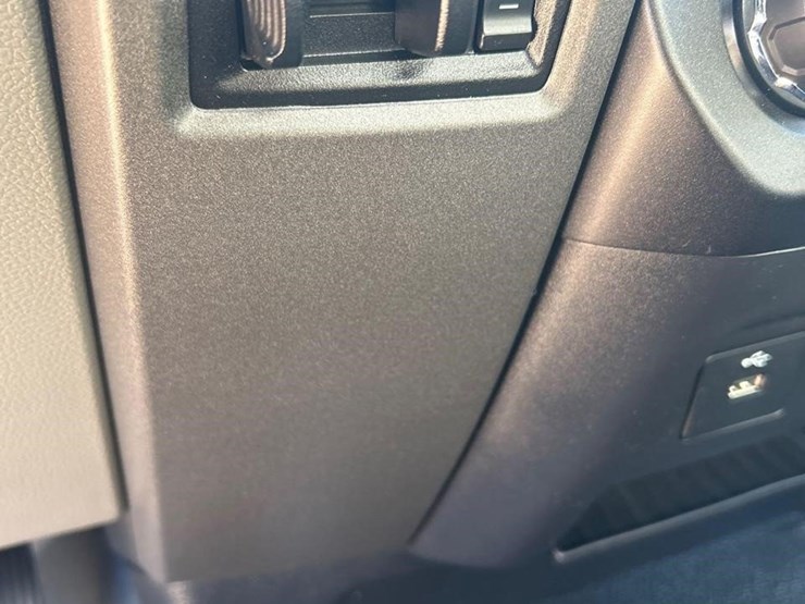 2019-ford-f350-xl-image-28