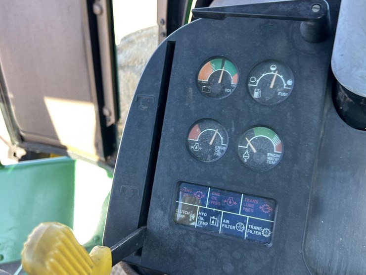 john-deere-8450-image-64