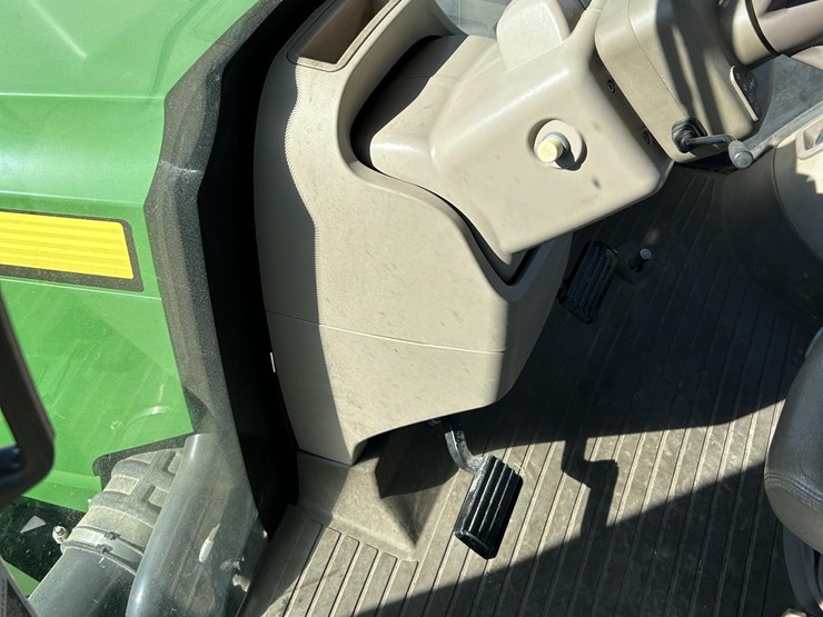 2016-john-deere-9620rx-image-88