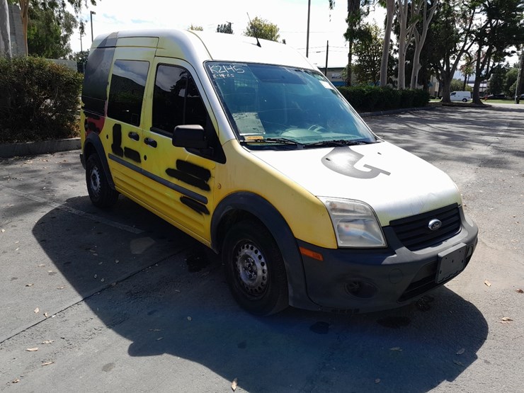 2010-ford-transit-connect-image-1