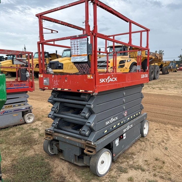 2017 SKYJACK SJIII4740