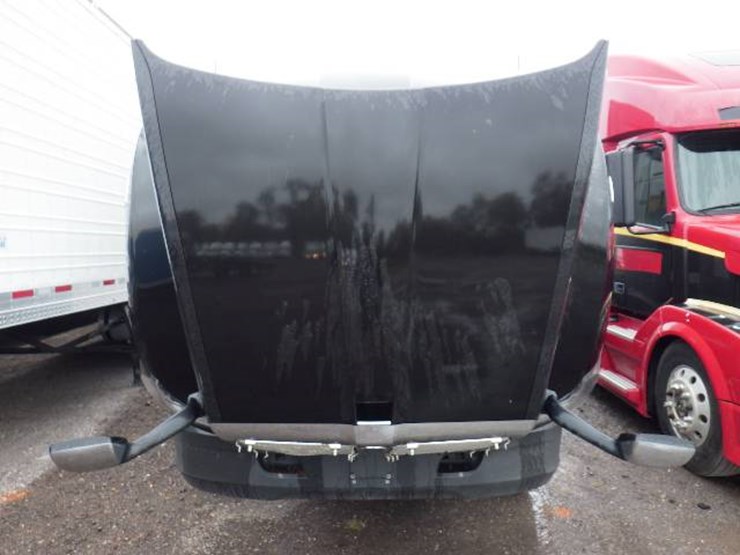 2019-kenworth-t680-image-15