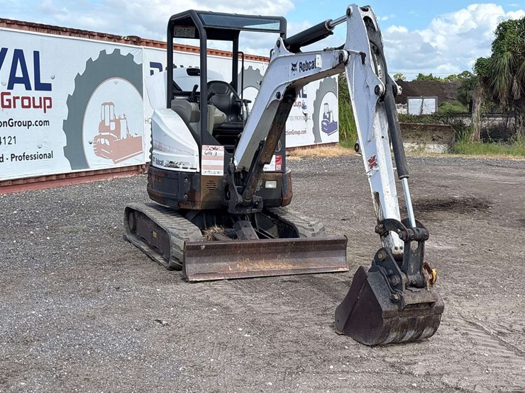 2016-bobcat-e26-image-2