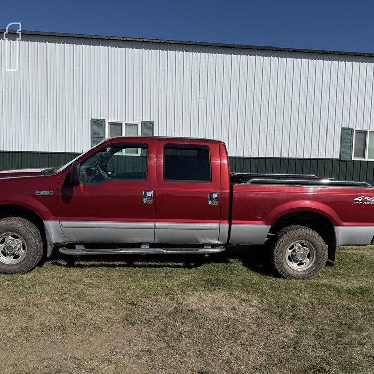 2002 FORD F250 LARIAT