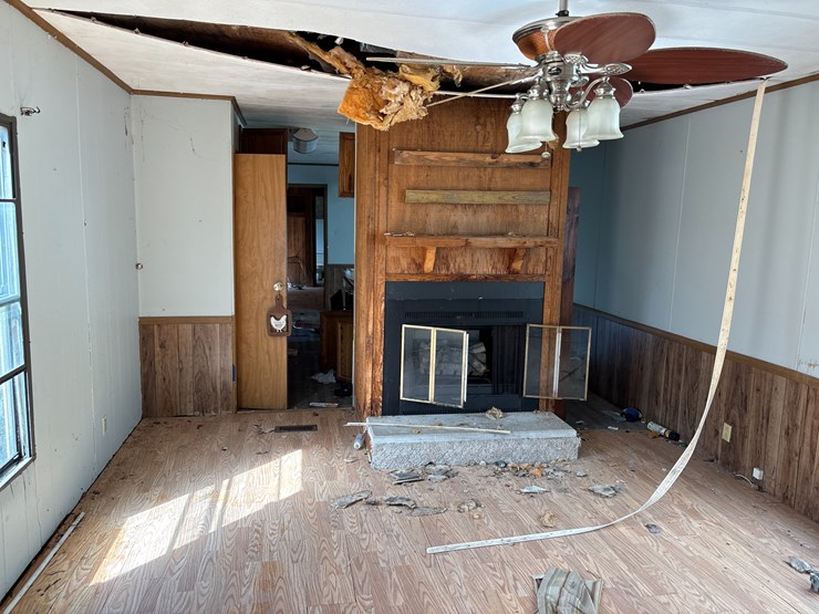 #204-•-new-horizon-mobile-home-image-35