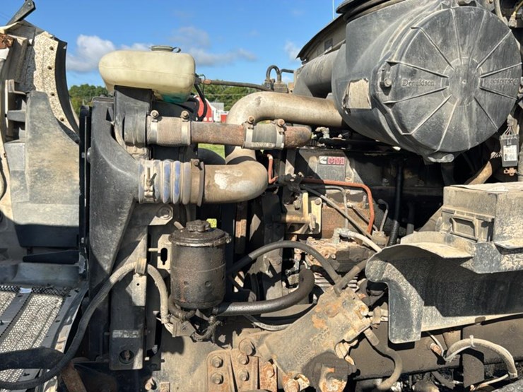 1996-cummins-m11-image-55