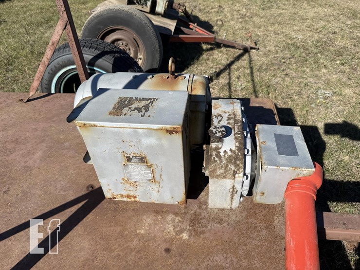 (3x)-pto-generator-trailers-image-15