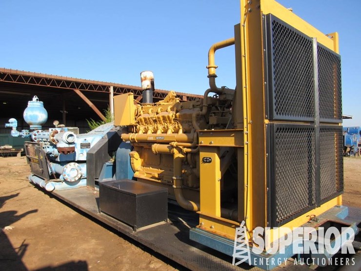 2013-caterpillar-d398-image-1