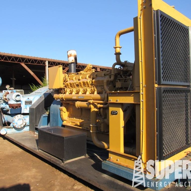 2013 CATERPILLAR D398