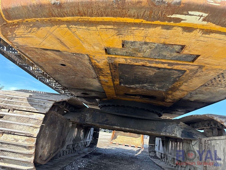 2018-deere-470g-lc-image-34