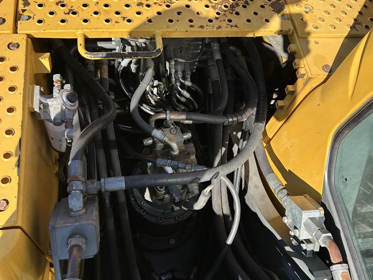 2004-volvo-ec210c-lc-image-74