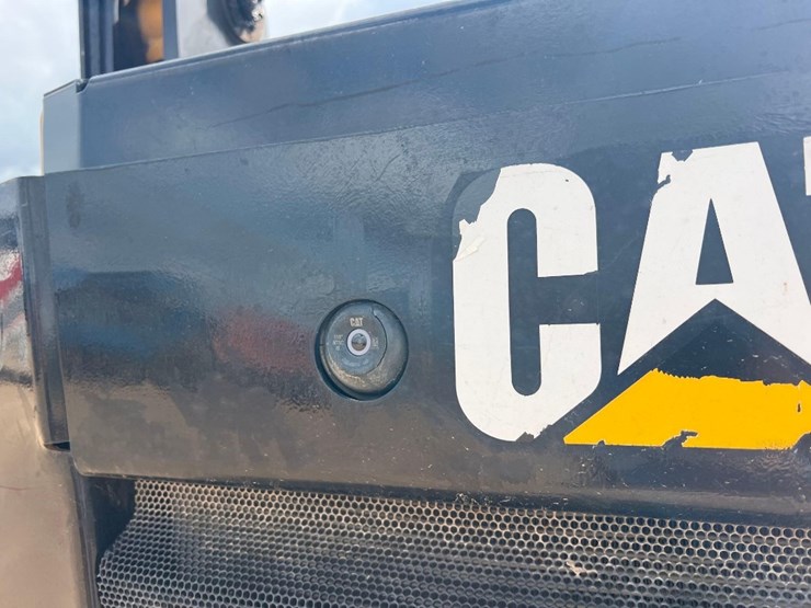 2018-caterpillar-259d-image-16