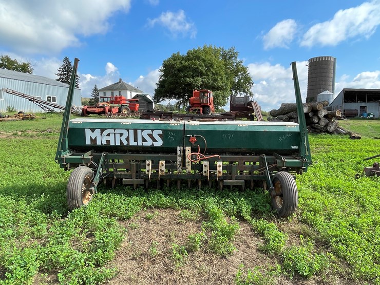 #5022-•-marliss-13'-grain-drill-image-2
