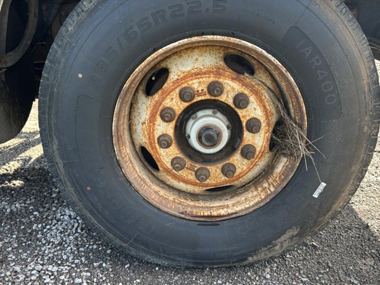1996-cummins-m11-image-34