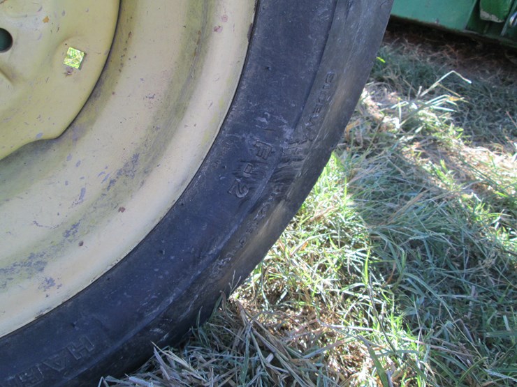john-deere-1530-image-11