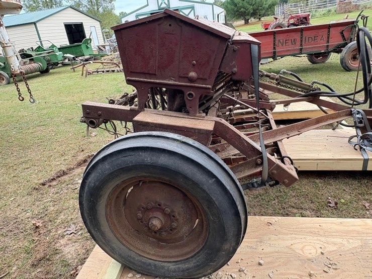 dearborn-peoria-grain-drill-8'-image-2