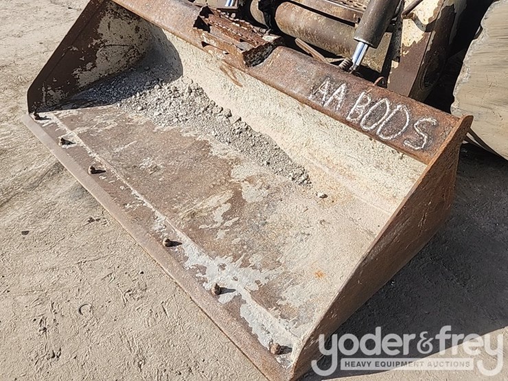 2008-bobcat-s250-image-13