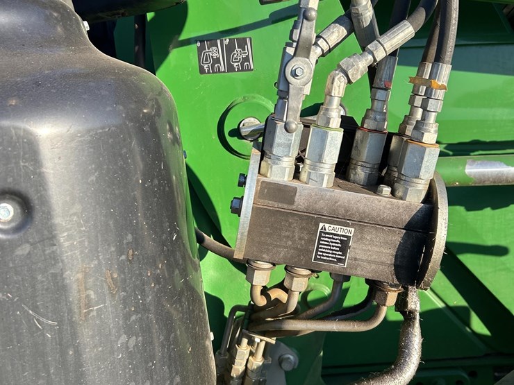 john-deere-6175r-image-46
