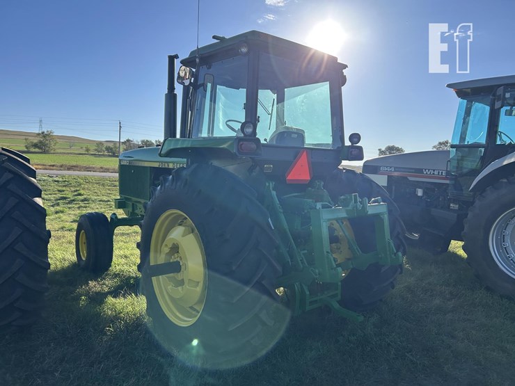 john-deere-4650-image-27