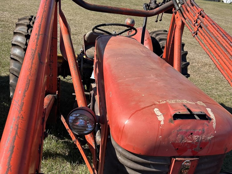 massey-ferguson-65-image-37