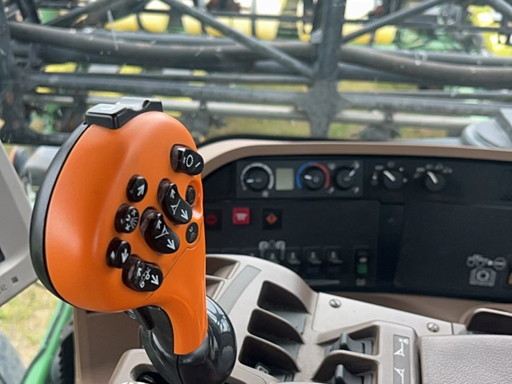 john-deere-4830-image-76