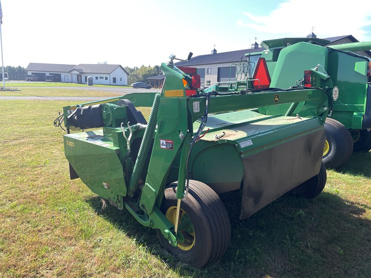john-deere-s300-image-4