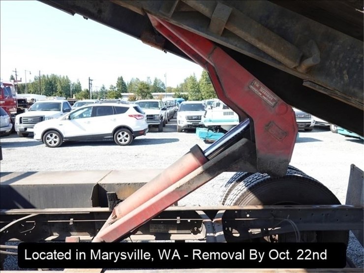 2000-international-4700-image-6