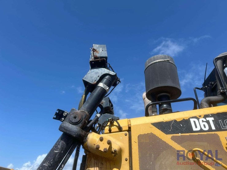 2017-caterpillar-d6t-lgp-image-19