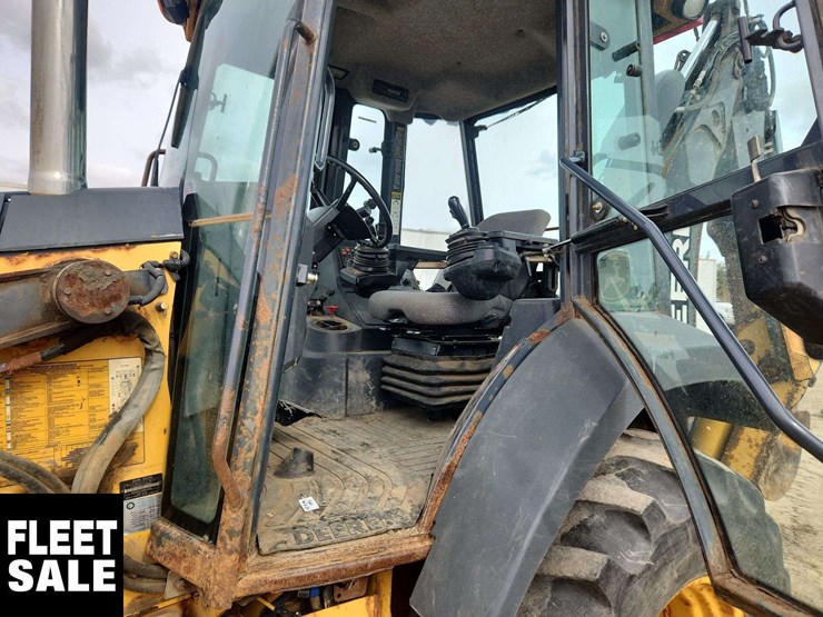 john-deere-310-image-22