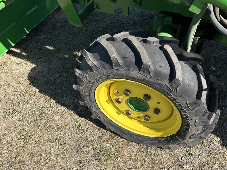 1992-john-deere-670-image-13
