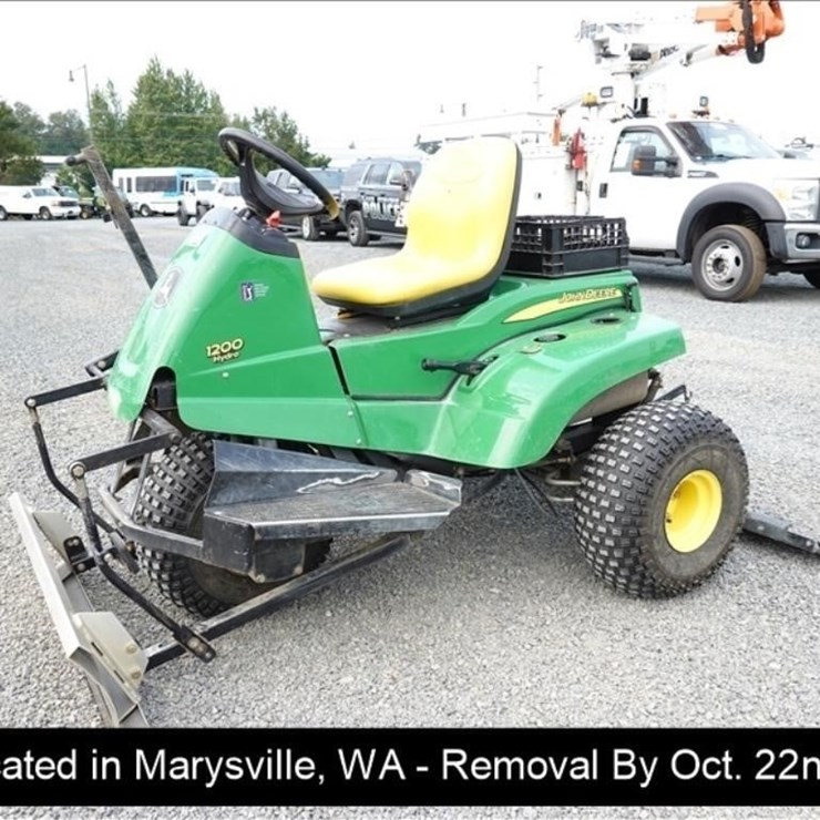 2013 JOHN DEERE 1200